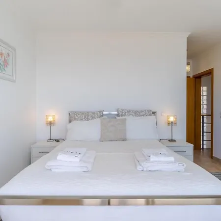Lejlighed Eldomar Heated Pool