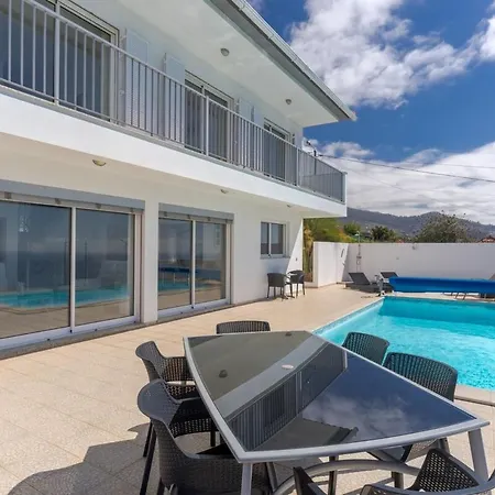 Eldomar Heated Pool Apartment *