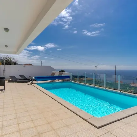 Eldomar Heated Pool Apartment