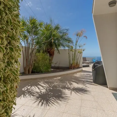 Eldomar Heated Pool Apartment Estreito Da Calheta