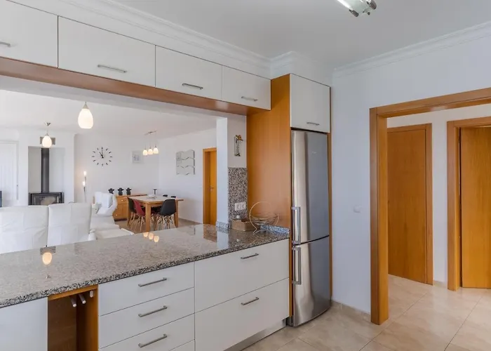 Eldomar * Estreito Da Calheta